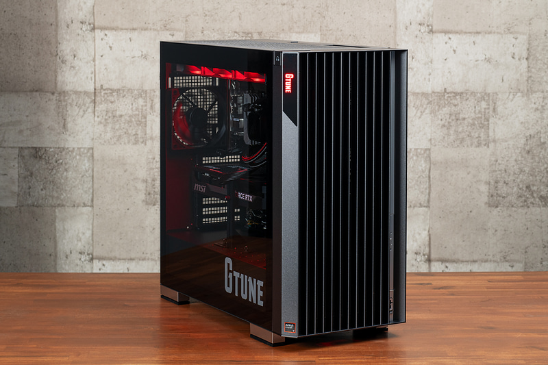 Ryzen 7 9800X3DとGeForce RTX 5080を組み合わせたG TUNEブランドの「<a href="https://www.mouse-jp.co.jp/store/g/ggtune-fga7g80g6bfdw101dec/?utm_source=pcwatch&utm_medium=content-text&utm_campaign=2509_scarz_gawt&utm_content=pr" class="n" target="_blank">G TUNE  FG-A7G80</a>」。直販価格は53万9,800円から