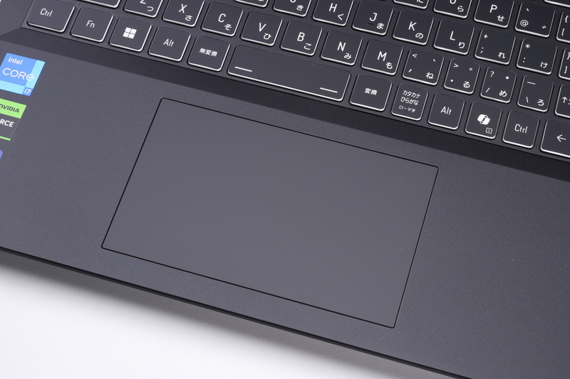 ボタン一体型のマルチタッチ対応タッチパッド