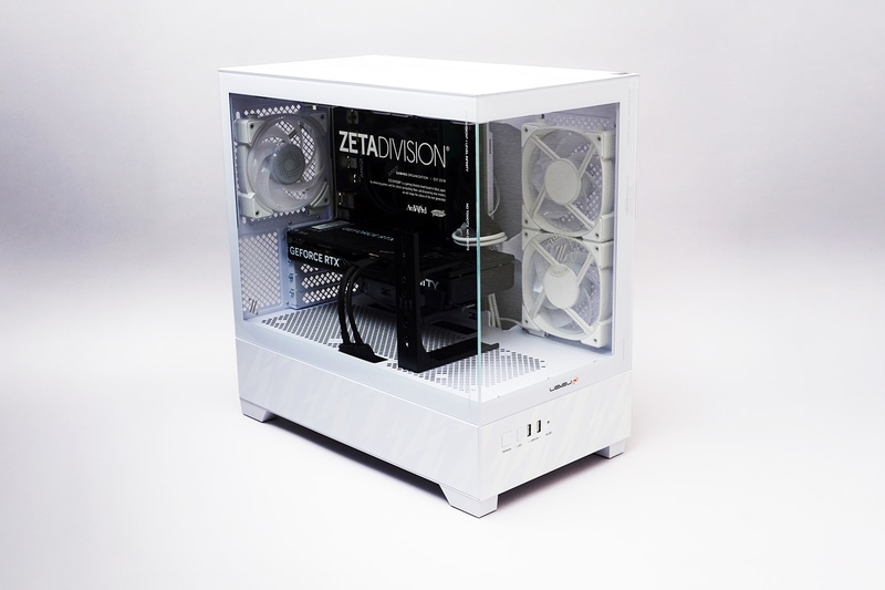 LEDが点灯していない電源オフの状態