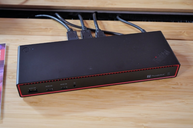 ThinkPad Thunderbolt 5 Smart Dock 7500