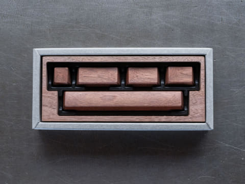PFU、HHKB Studio用の木製キートップセット - PC Watch