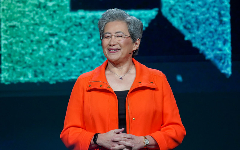 6月のAMDのイベントで講演するリサ・スーCEO(6月のイベントで撮影)