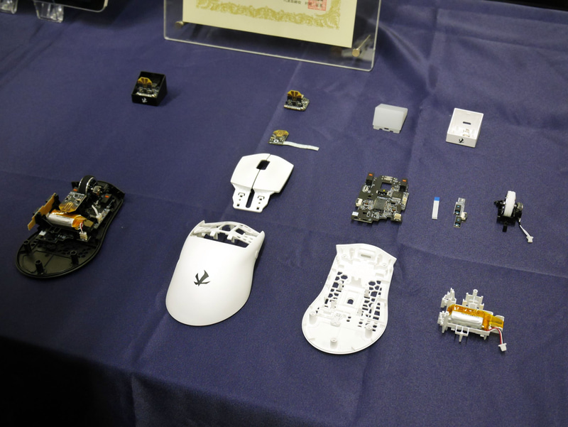 会場での分解展示