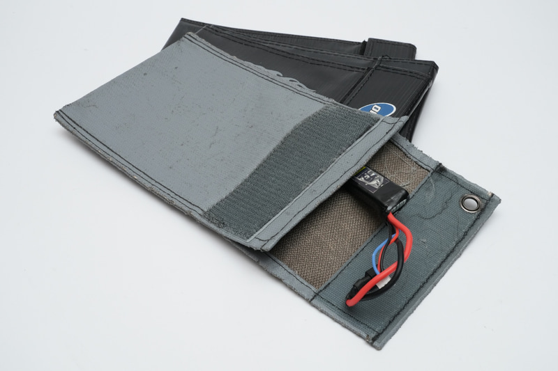 耐火袋はいま4つ持っています