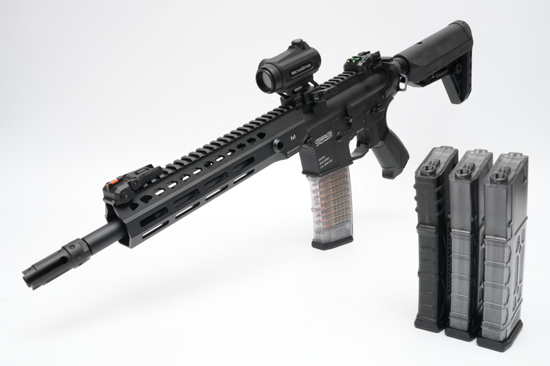 同じくASTER V2を搭載するG&G「TR16 GMS MK1 9"」。最近高機能な電子トリガーを標準搭載する新製品が増えています