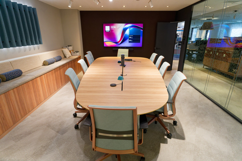 さまざまなスタイルのミーティングルーム