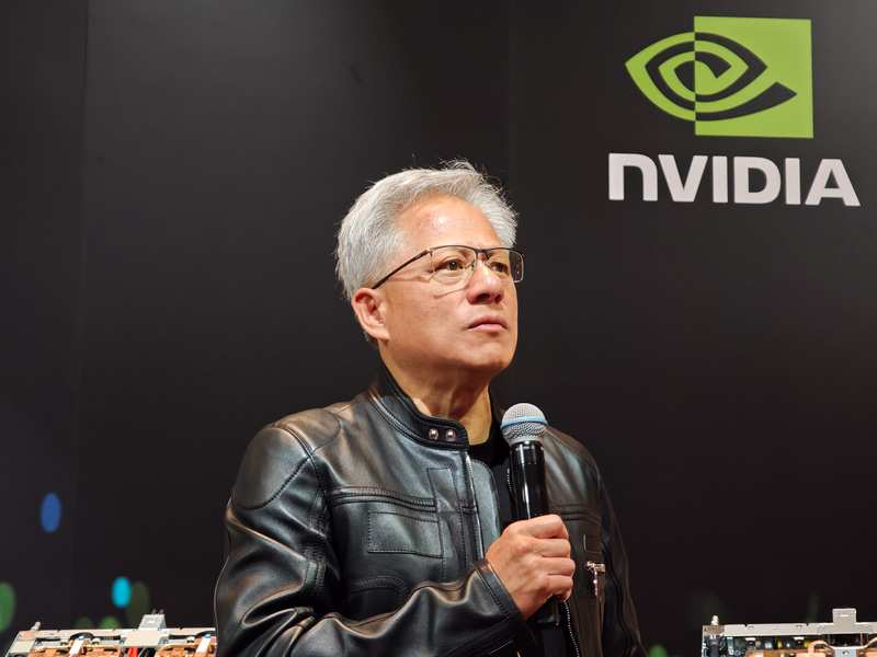 COMPUTEX 2025の質疑応答で質問に答えるNVIDIA CEO ジェンスン・フアン氏