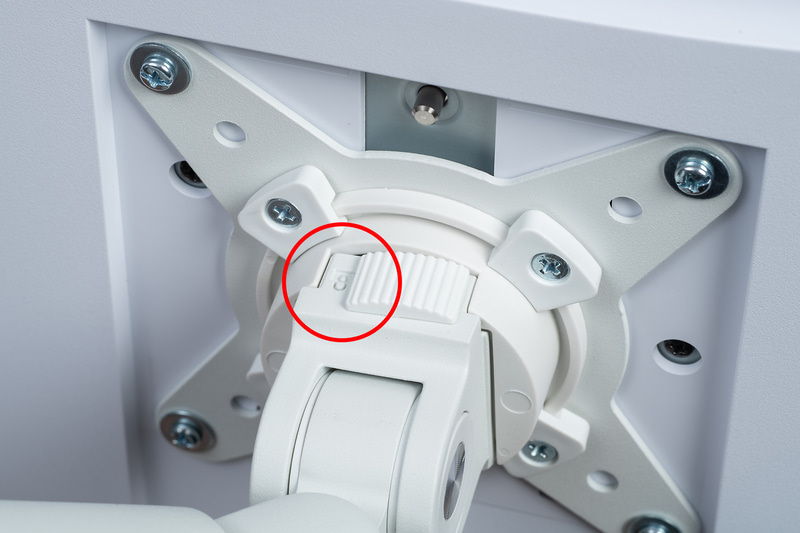 ロックすれば組み立て完了