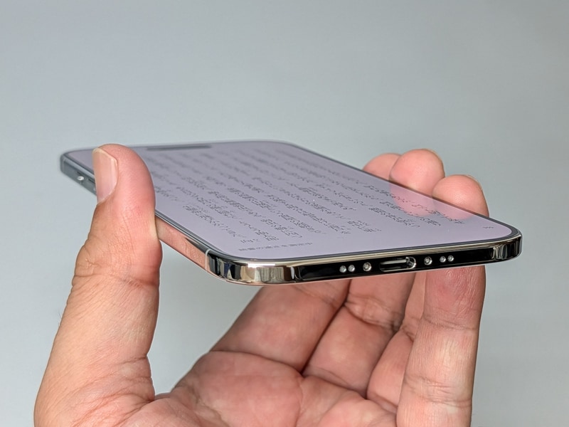 最薄部5.64mmのiPhone Air