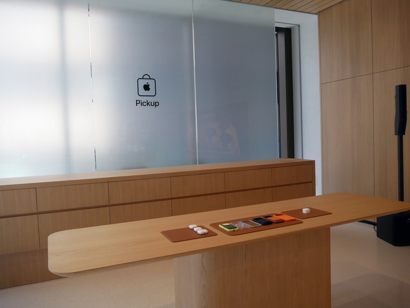 日本で初めて設置されたApple Pickup専用エリア