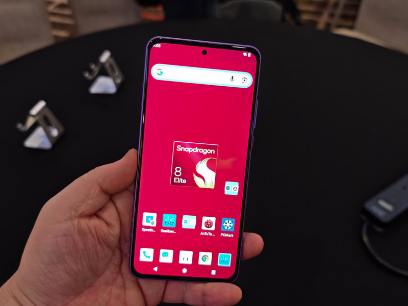 QualcommのSnapdragon 8 Elite Gen 5搭載リファレンスデザイン機