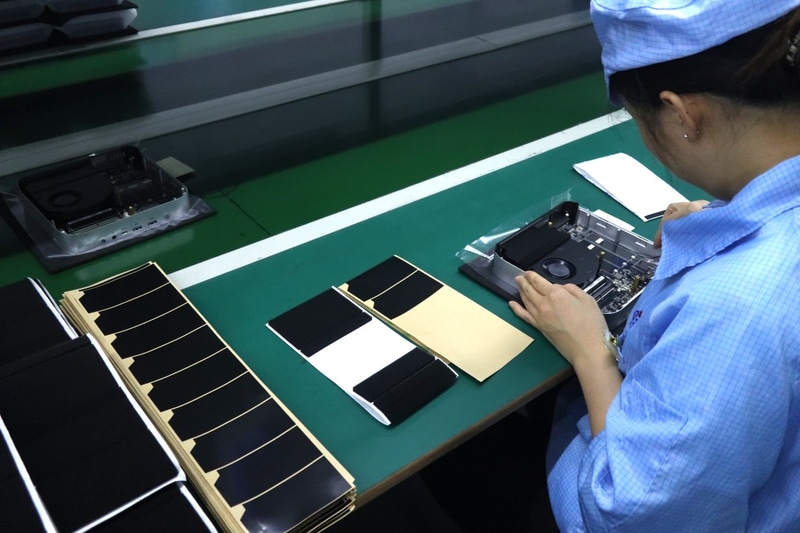 ヒートシンクとファンの間にシールを貼ることでエアチャネルが確保され、冷却性が向上する