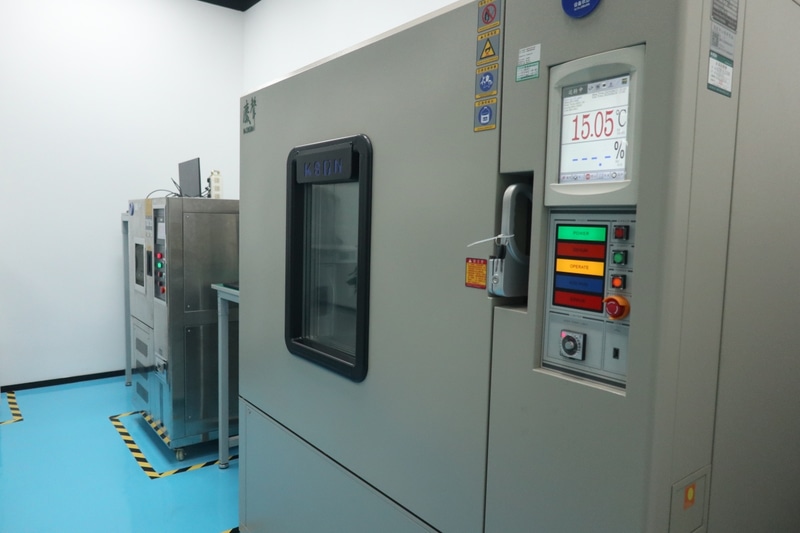 指定した温度を保つ恒温槽