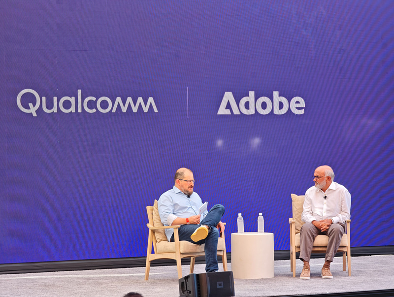 QualcommとAdobeのCEOの対談が行なわれた