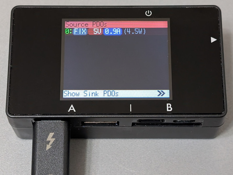 リバース充電時のPDO。5V/0.9Aということで、1つ前の画面にあった「4.5W」と一致している