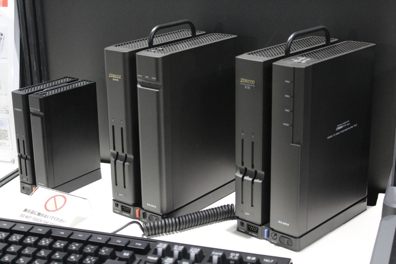 左から順にX68000 Z、X68000 Z SUPER、X68000 Z XVI