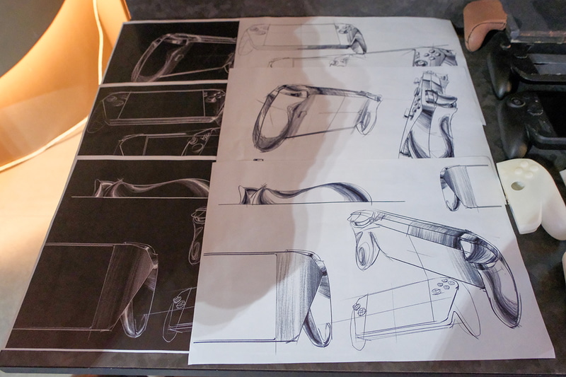 開発段階のラフ画