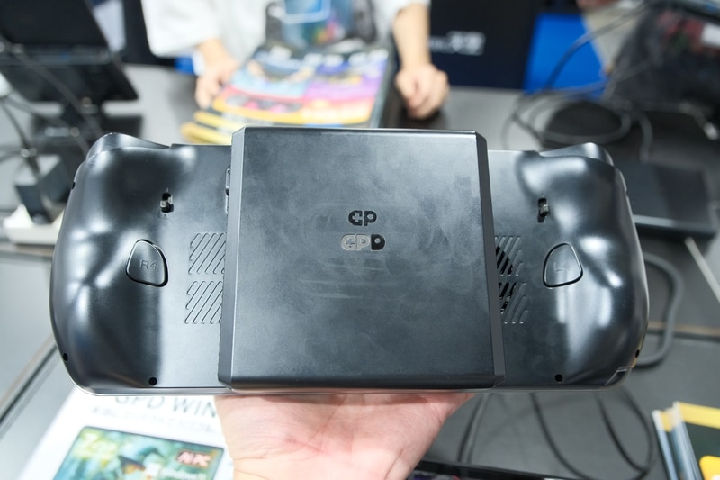 バッテリ装着時