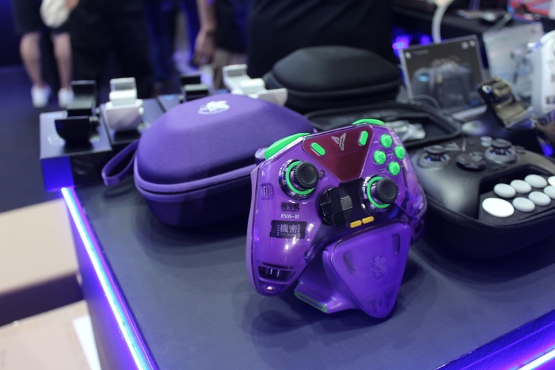 初号機デザインコントローラ