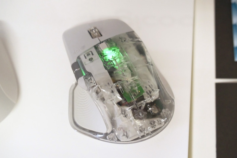 内部が見えるサンプル