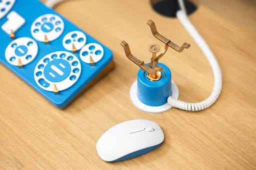 マウススタンド、カールコード