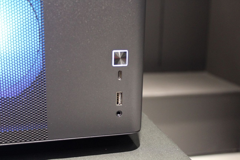 前面インターフェイス