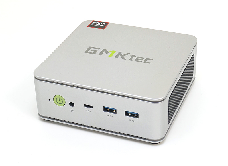 GMKtekの「NucBox K8」。CPUにRyzen 7 8845HSを搭載している