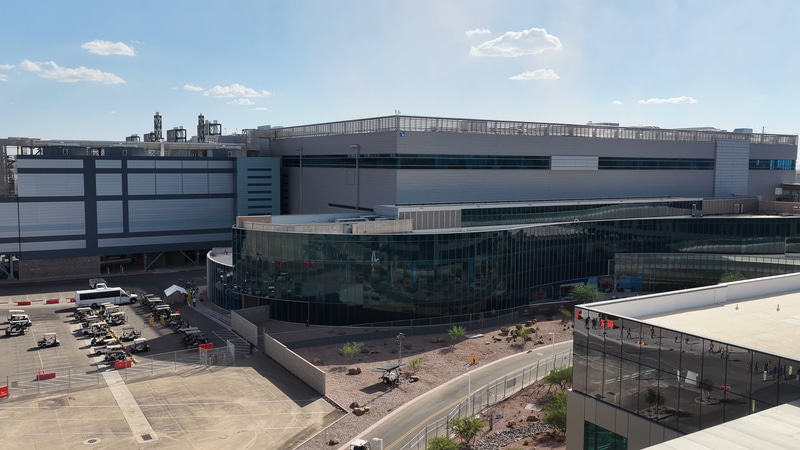 米国アリゾナ州チャンドラー市にあるIntelオコティージョ・キャンパス内に建設されたFab 52(出典: F52-Drone/B-roll、Intel)