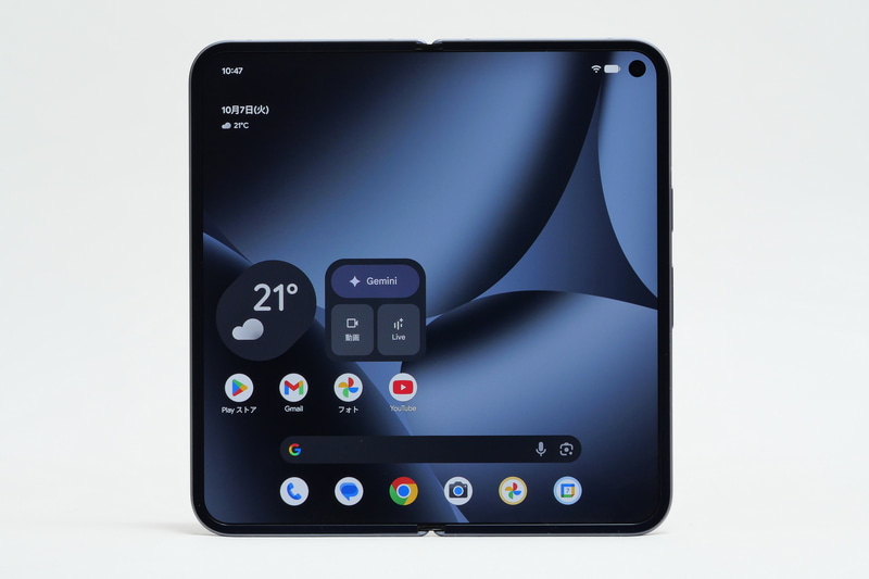 折りたたみディスプレイ面