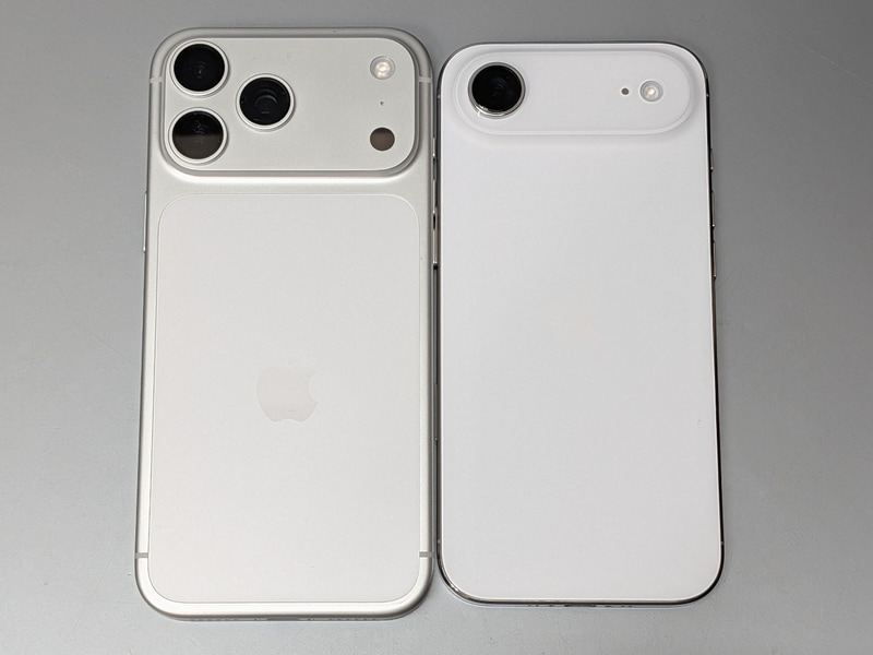 背面。iPhone Airはシングルレンズゆえ、カメラ機能については本製品と大きな差がある