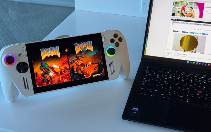 ラウンジのワーキングスペース(個室)で仕事をしながらDOOMを起動してみた。いや仕事をしないといけないのだけれど……(©Bethesda Softworks)