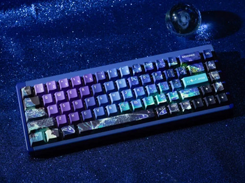 Utyping、磁気スイッチ搭載65%有線キーボード。イラストレーターま