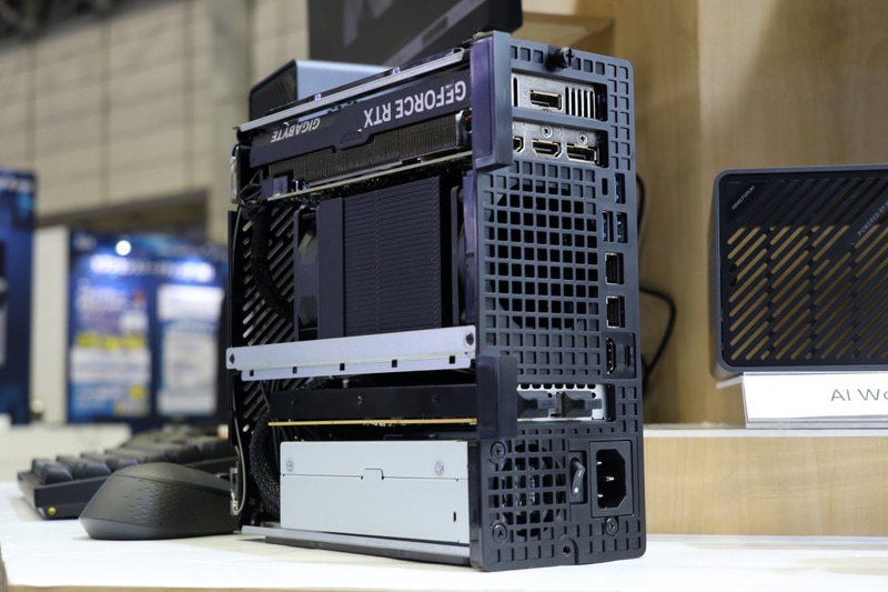 MS-02 Ultraの凄さが分かる内部から