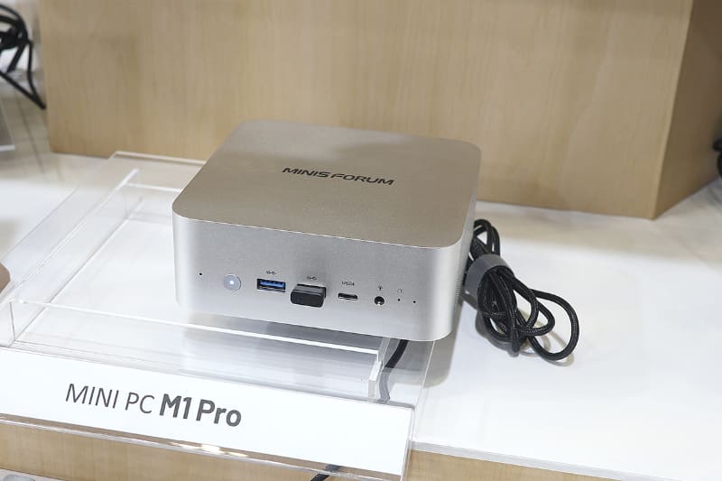 こちらはCore Ultra 9 285H搭載の「M1 Pro」