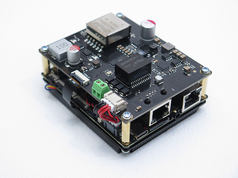 51W PoE Expansion Board(DFR1248)を載せたところ