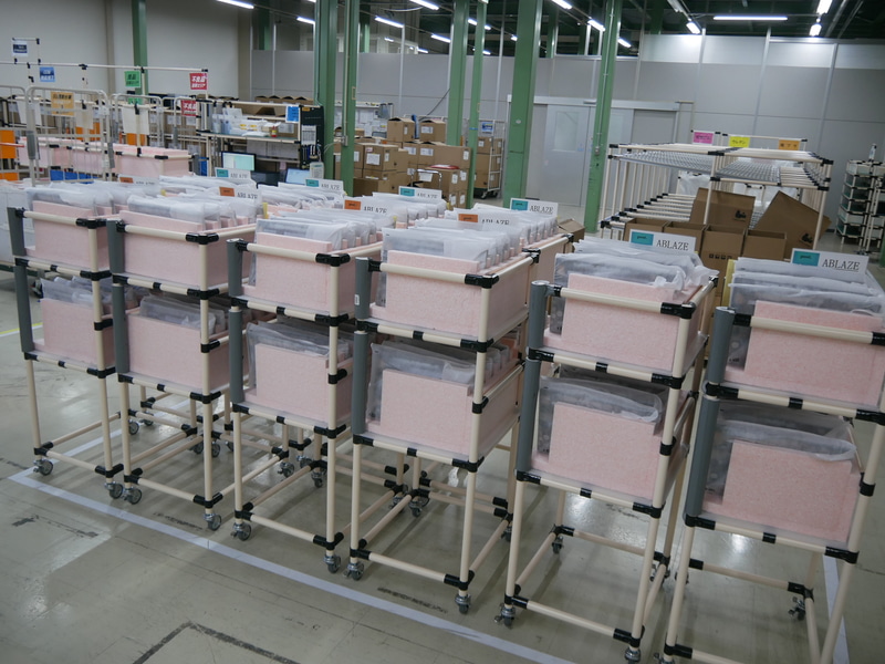 取り出した部品は10個単位でラインに供給されることになる