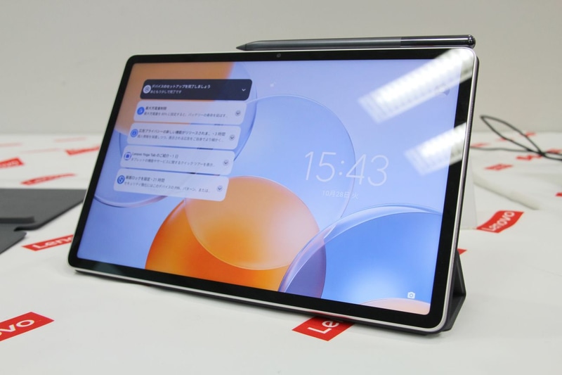 フォリオケースとTab Pen Proを装着したYoga Tab