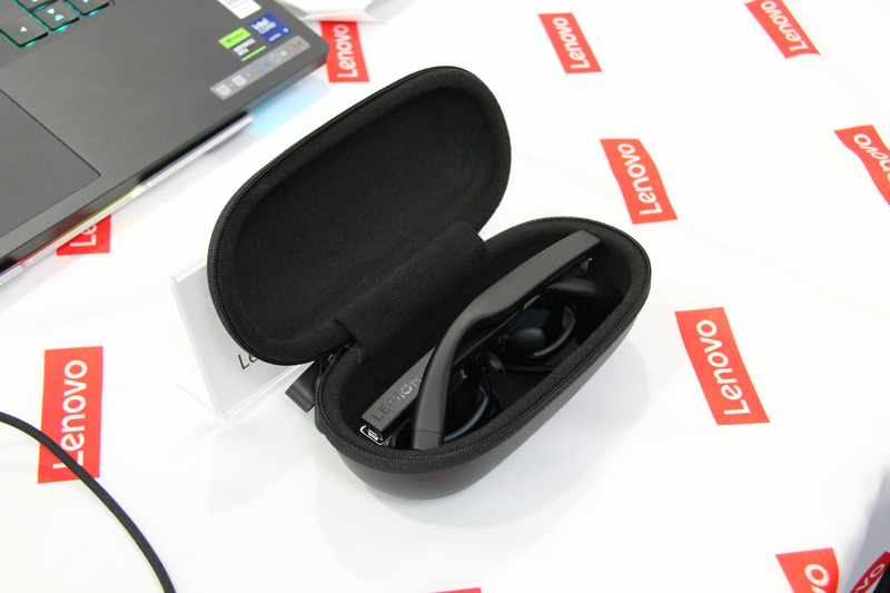 専用ケースに格納した状態