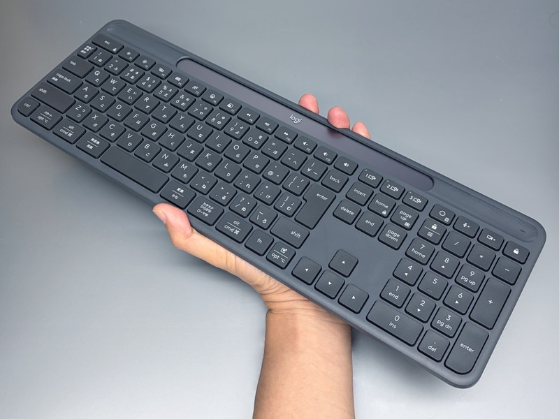 ロジクール「Signature Slim Solar+ K980(型番: K980GR)」