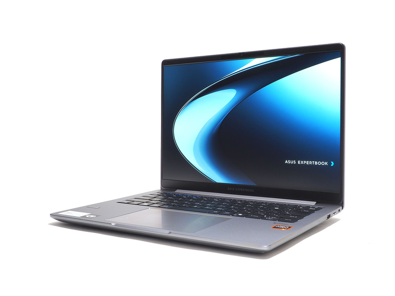 斜めから見ても色味の変化は少なく広視野角