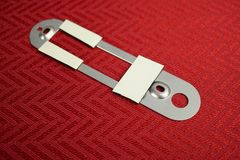 このように小さくカットし、厚みを稼ぐため2枚重ねた