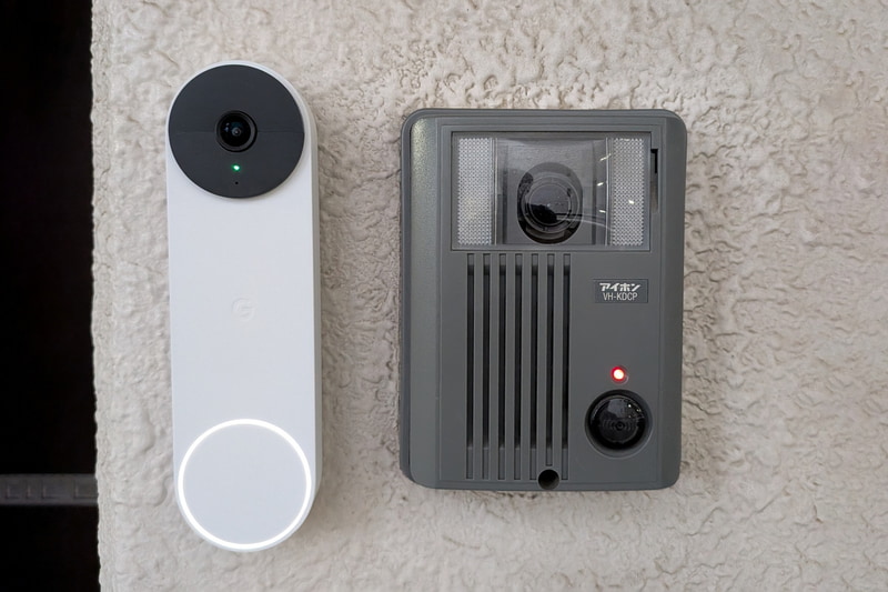 Nest Doorbellも取り付けたところ