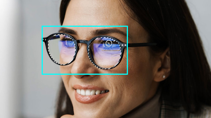 メガネのレンズをドラッグして選択範囲を作ります