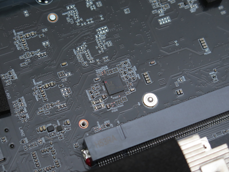 Realtekの「RTS5453H」はデータシートが見当たらないが、USB Type-C回りのチップのようだ