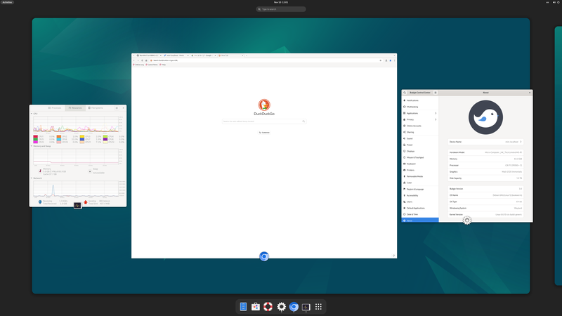 カスタムされたDebian 12をプリインストール済み。アプリはかなり厳選されており、標準ではできることがあまりない