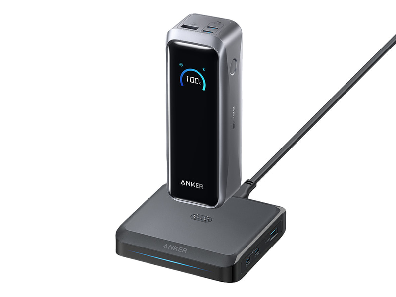 Anker Prime Power Bank (20100mAh, 220W) with Anker Prime Charging Base (150W, 3 Ports)