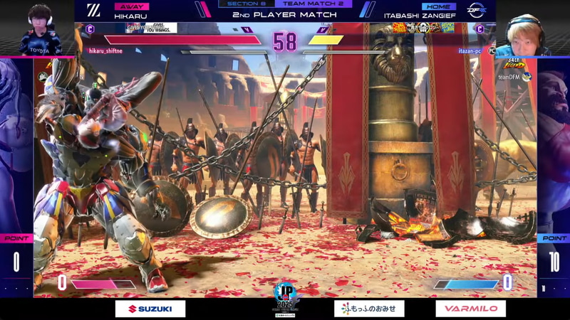 中堅戦は板橋ザンギエフのザンギエフとひかるのA.K.I.の1戦で、接戦ながらも最後はコマ投げで一気に攻め切ったひかるのA.K.I.が2-1で勝利