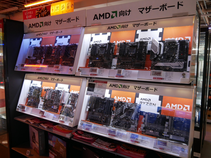 こちらはAMD向けマザーボードの売り場
