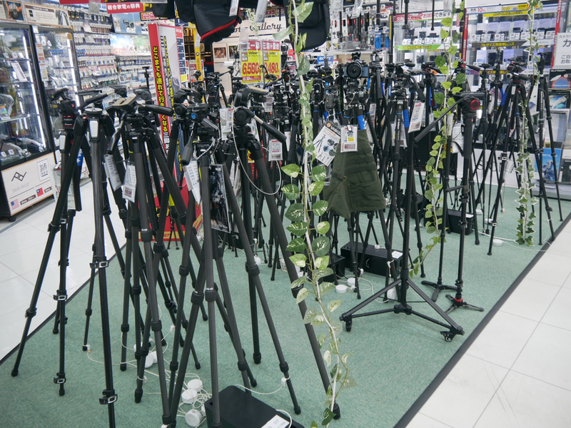 三脚も数多く用意しており、実際に試すことができる