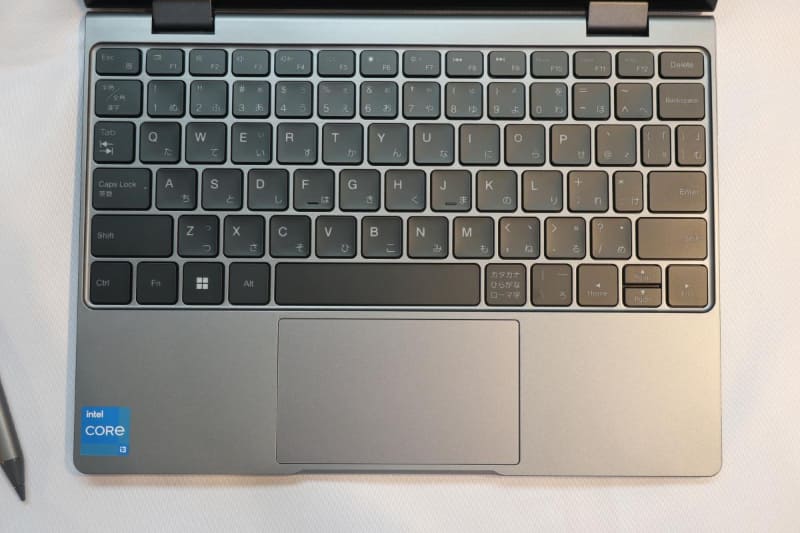 キーピッチは17.8mmを確保し、タッチタイピングが可能だ